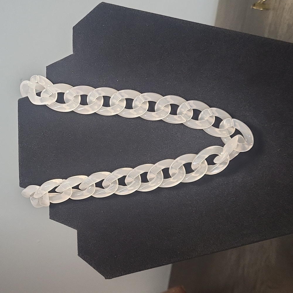Chain necklace